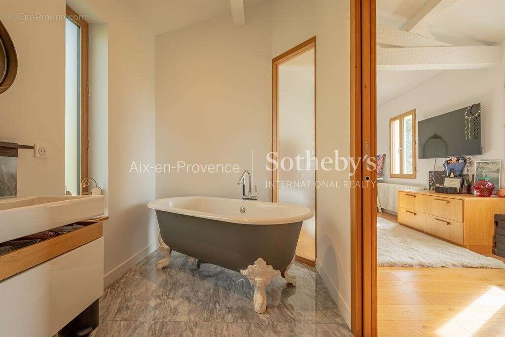Maison à AIX-EN-PROVENCE