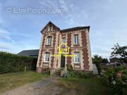 Maison à SAINT-ROMAIN-DE-COLBOSC