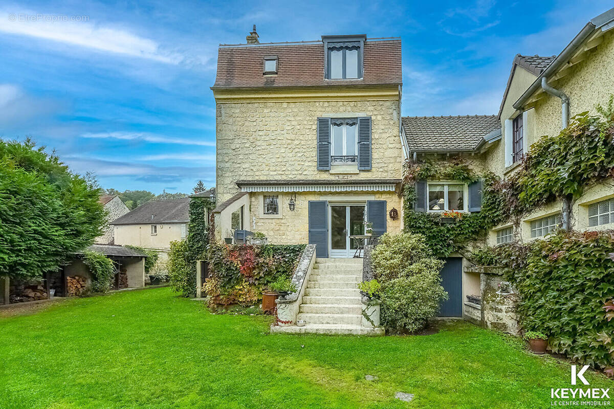 Maison à VALMONDOIS