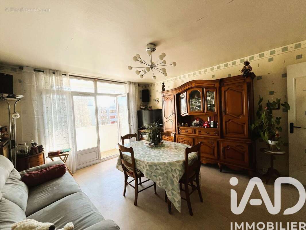 Photo 6 - Appartement à IVRY-SUR-SEINE