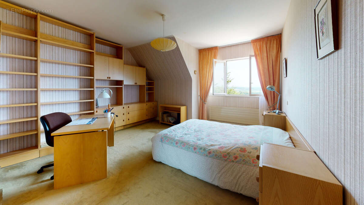 Maison à VILLIERS-SAINT-FREDERIC