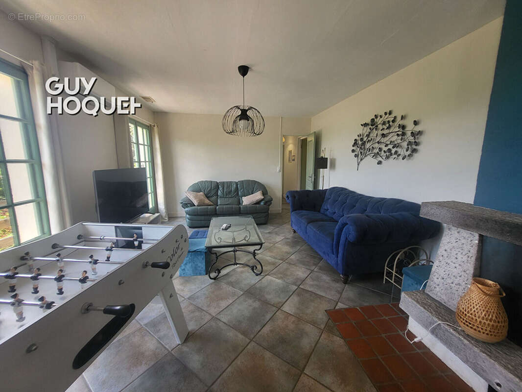 Maison de plain-pied avec piscine, jacuzzi et vue exceptionnelle sur le Lac des Settons - photo 7