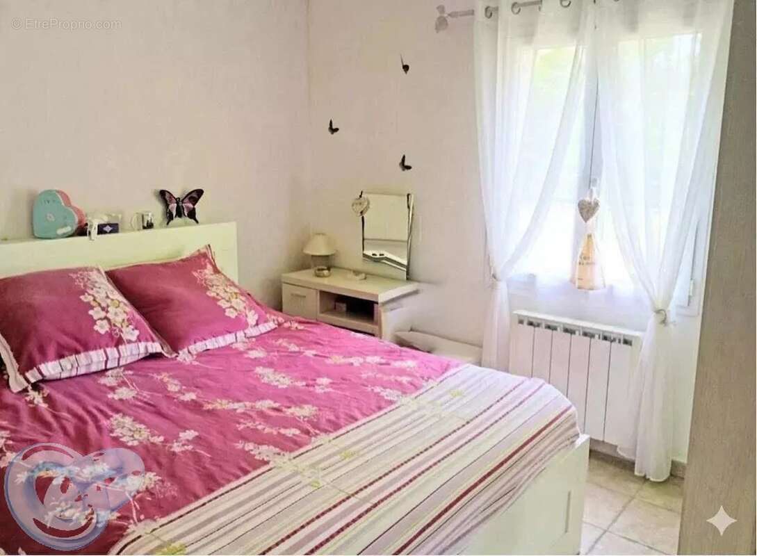 Maison à MONTBRUN-LES-BAINS