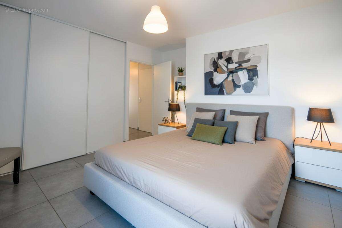 Appartement à JUVIGNAC