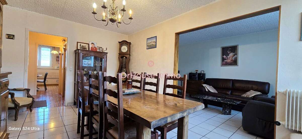 Appartement à SAINT-ETIENNE