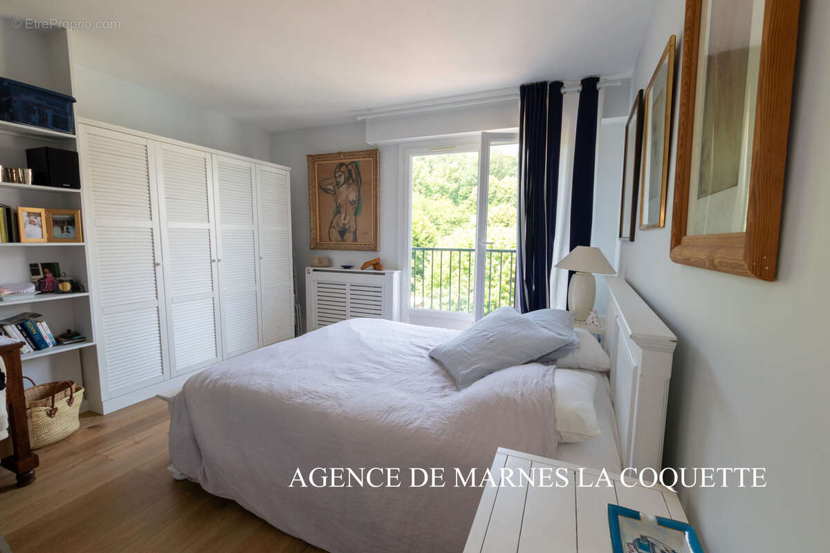 Appartement à VILLE-D'AVRAY