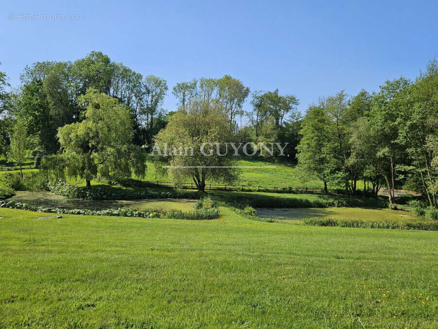 Maison à PONT-L&#039;EVEQUE