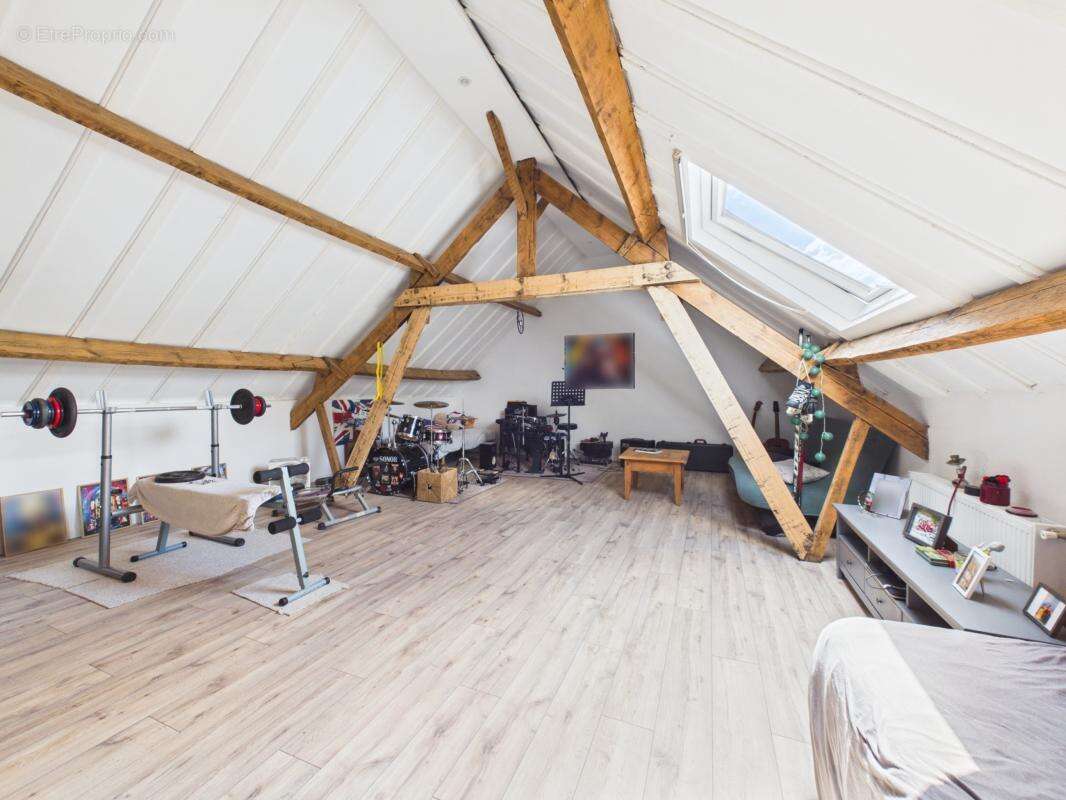 Maison 280 m² à Vieux-Conde  - photo 15