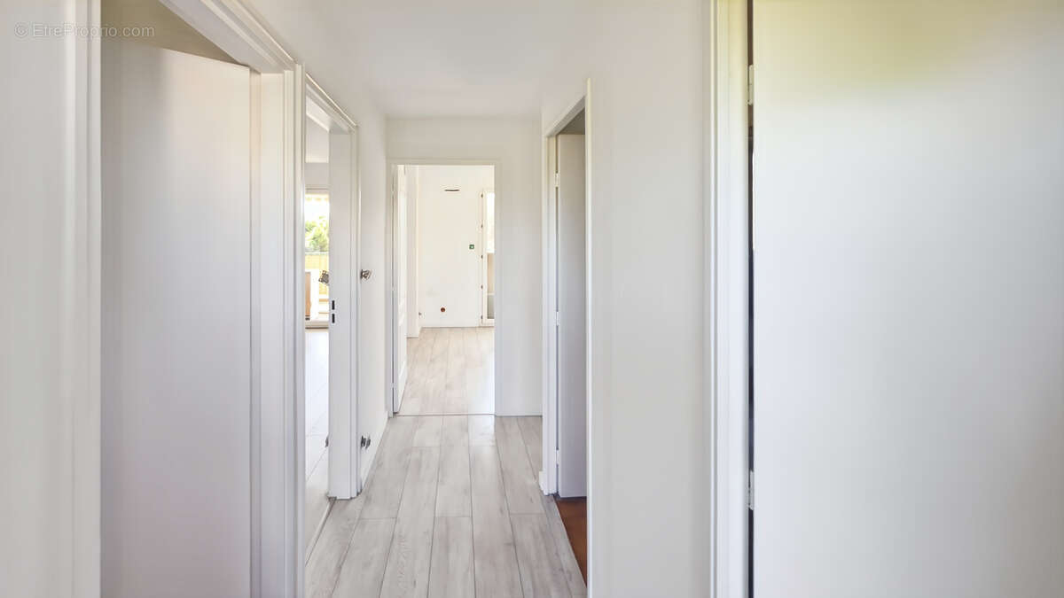 Appartement à FREJUS