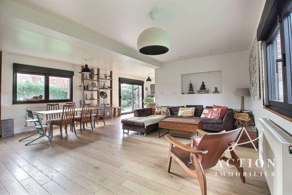 Maison à LYS-LEZ-LANNOY