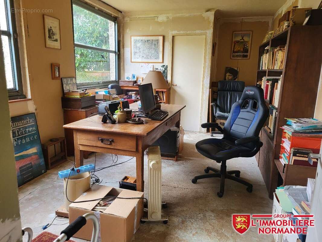 Maison à LA VILLENEUVE-EN-CHEVRIE