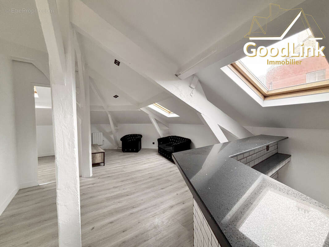 Appartement à AUBERVILLIERS