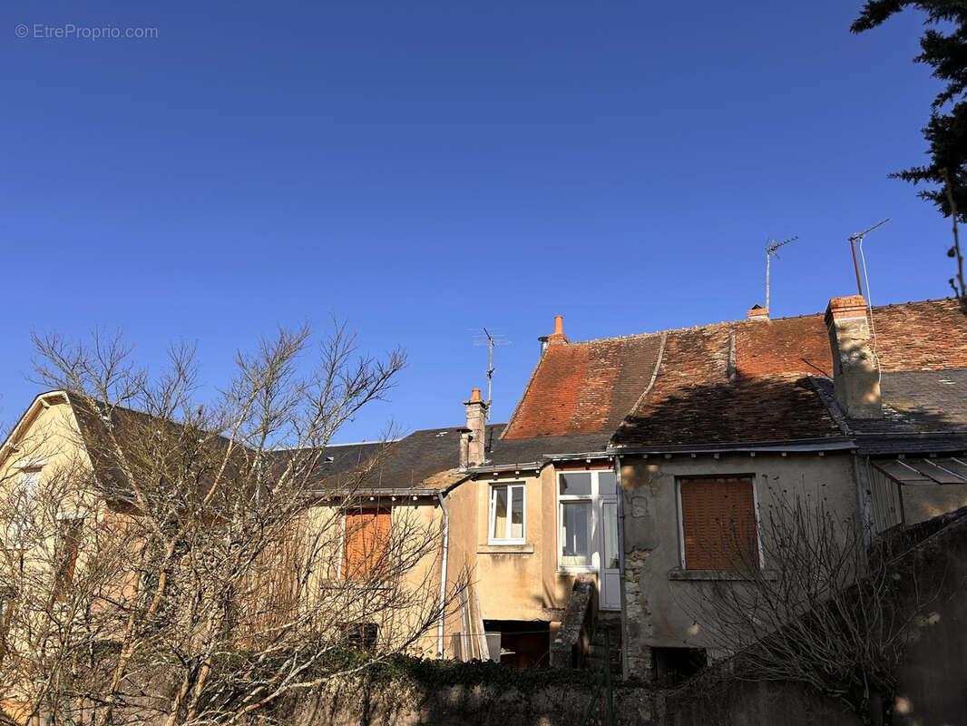 Maison à SAINT-MARCEL