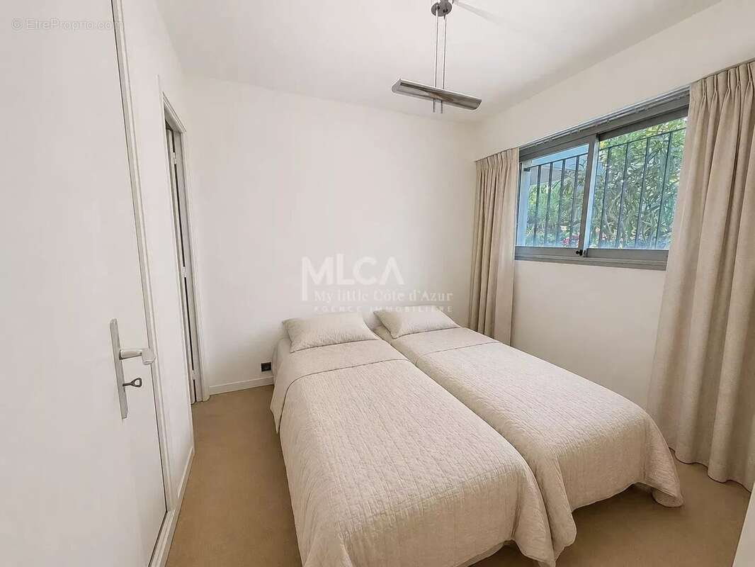Appartement à VILLENEUVE-LOUBET