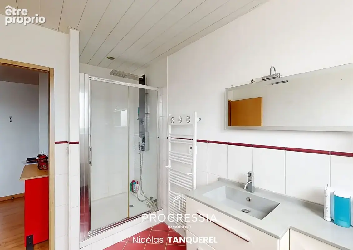 LE HAVRE - Appartement de 78 m² avec garage, au calme et en très bon état général ! - photo 7