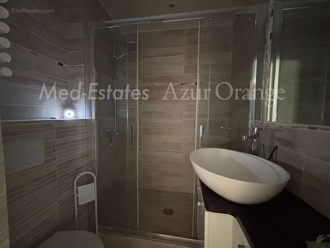 Appartement à GRIMAUD
