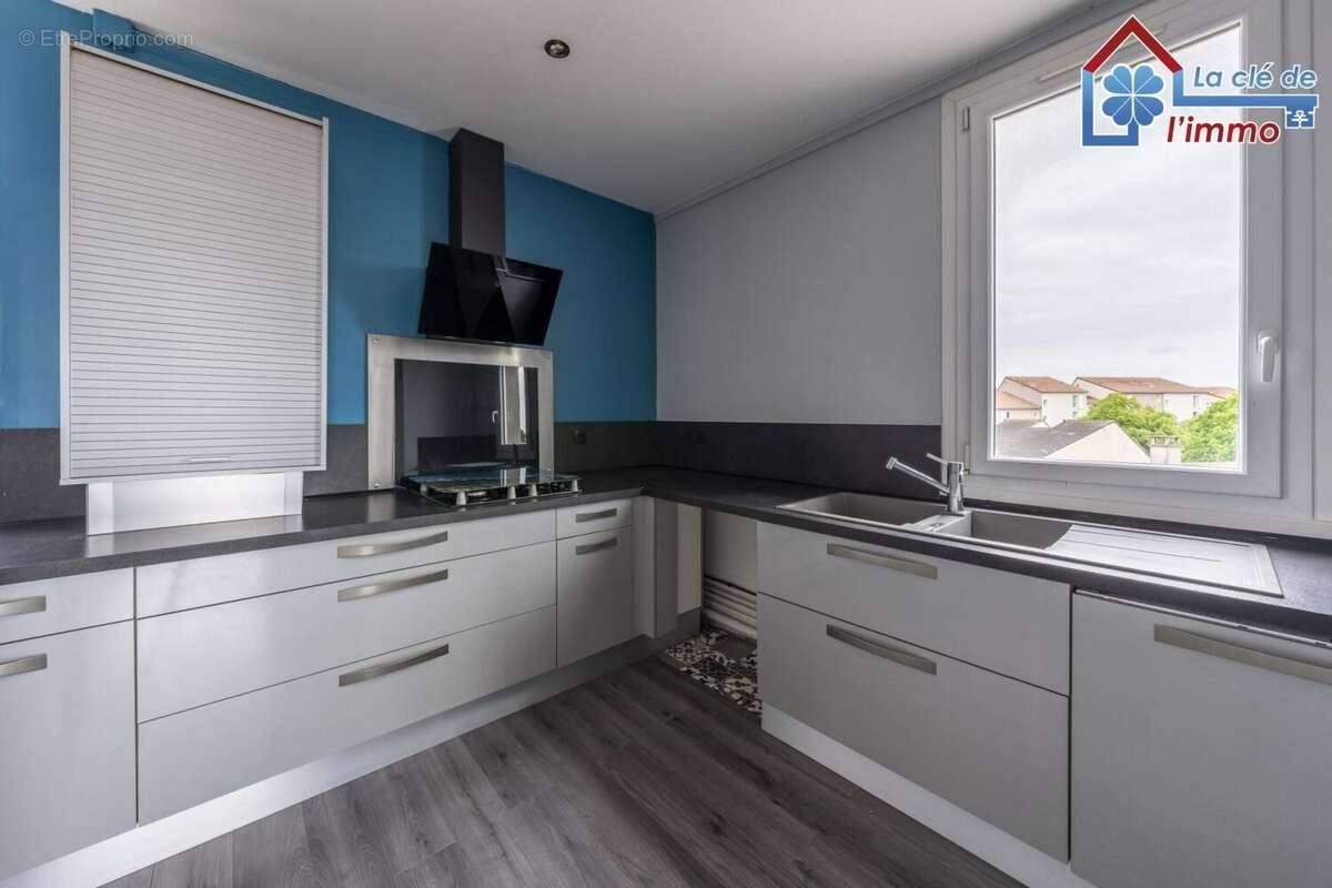 Appartement à MOISSY-CRAMAYEL