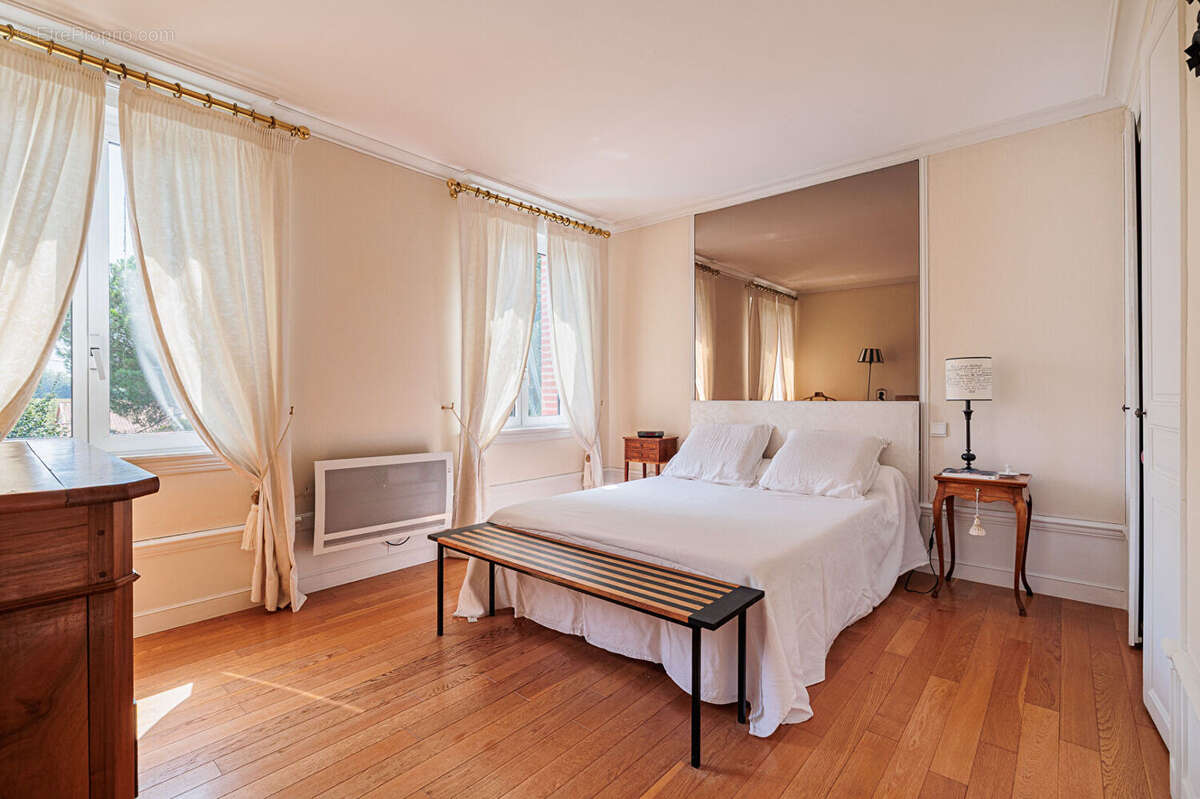 Maison à SAINT-ORENS-DE-GAMEVILLE