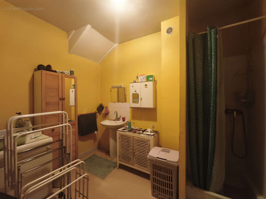 Appartement à TENAY