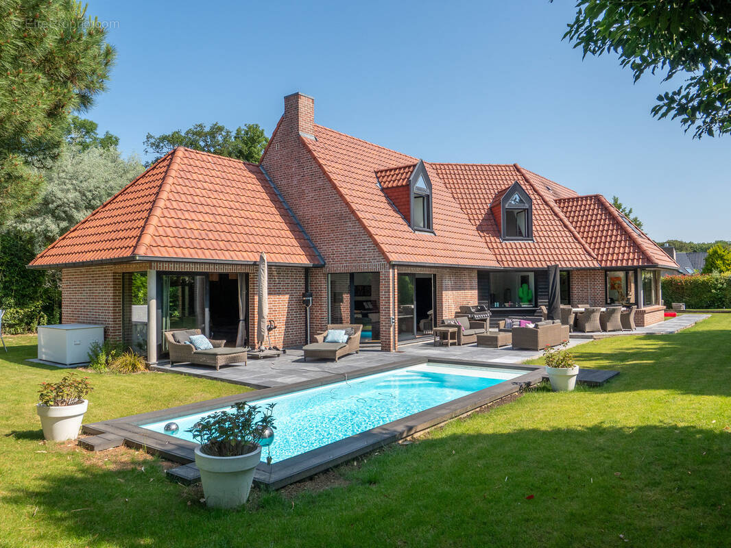 Maison à CAMPHIN-EN-PEVELE