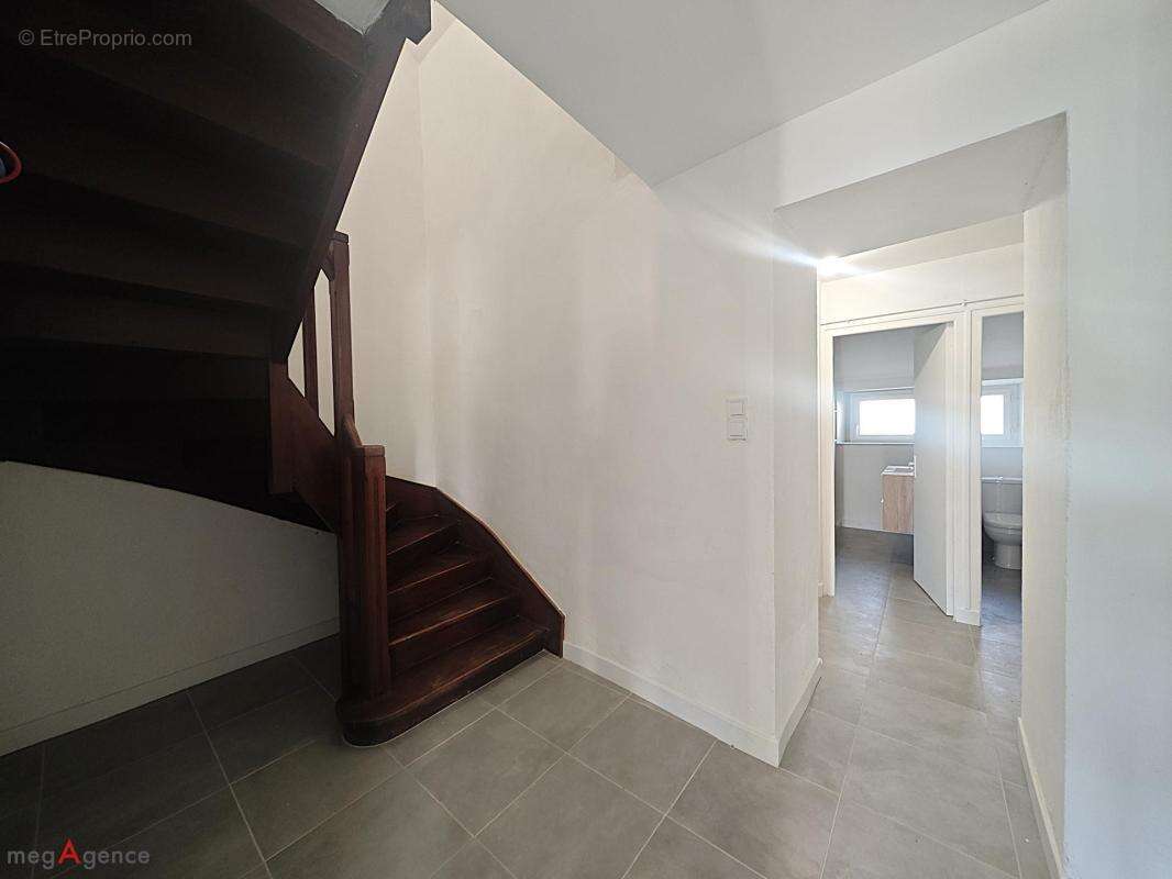 Maison à LANOUEE