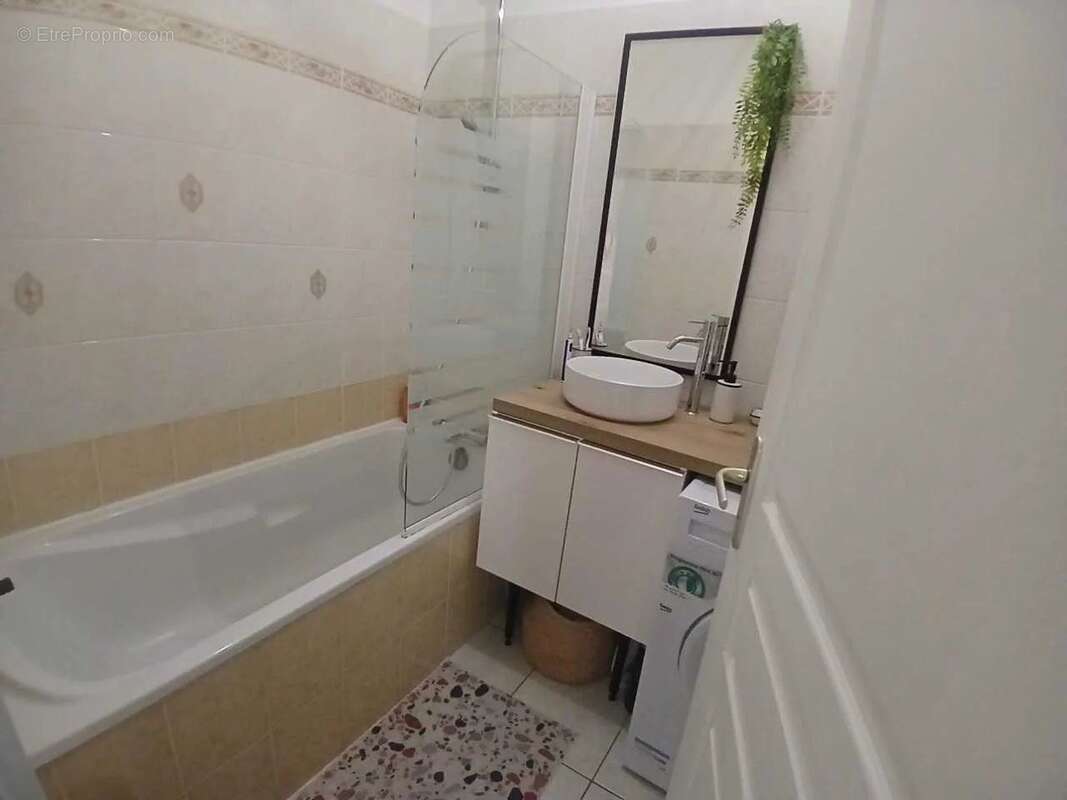Appartement à BASSE-GOULAINE