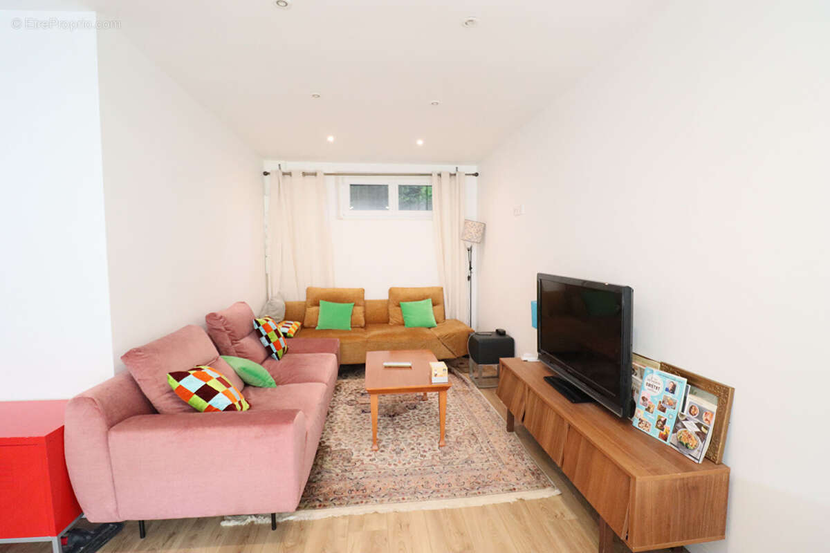 Appartement à MAREIL-MARLY