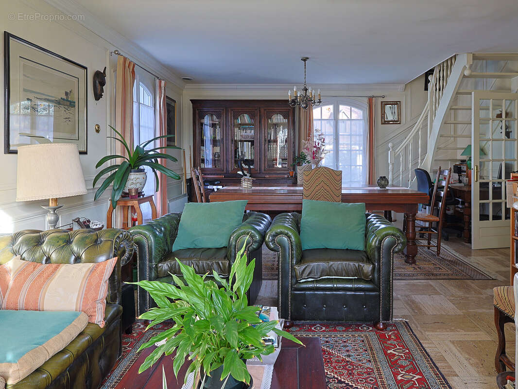 Maison à SAINT-CYR-EN-VAL