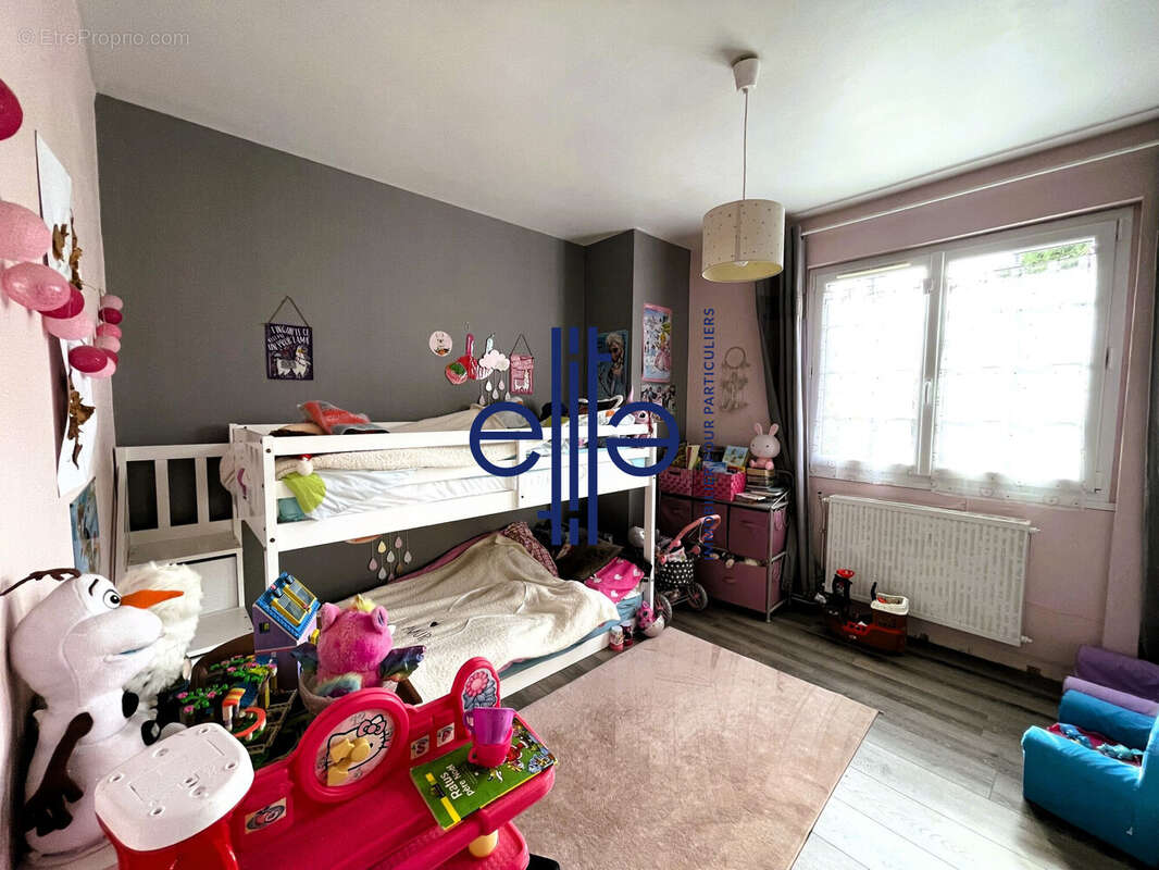 Maison à COULOUNIEIX-CHAMIERS