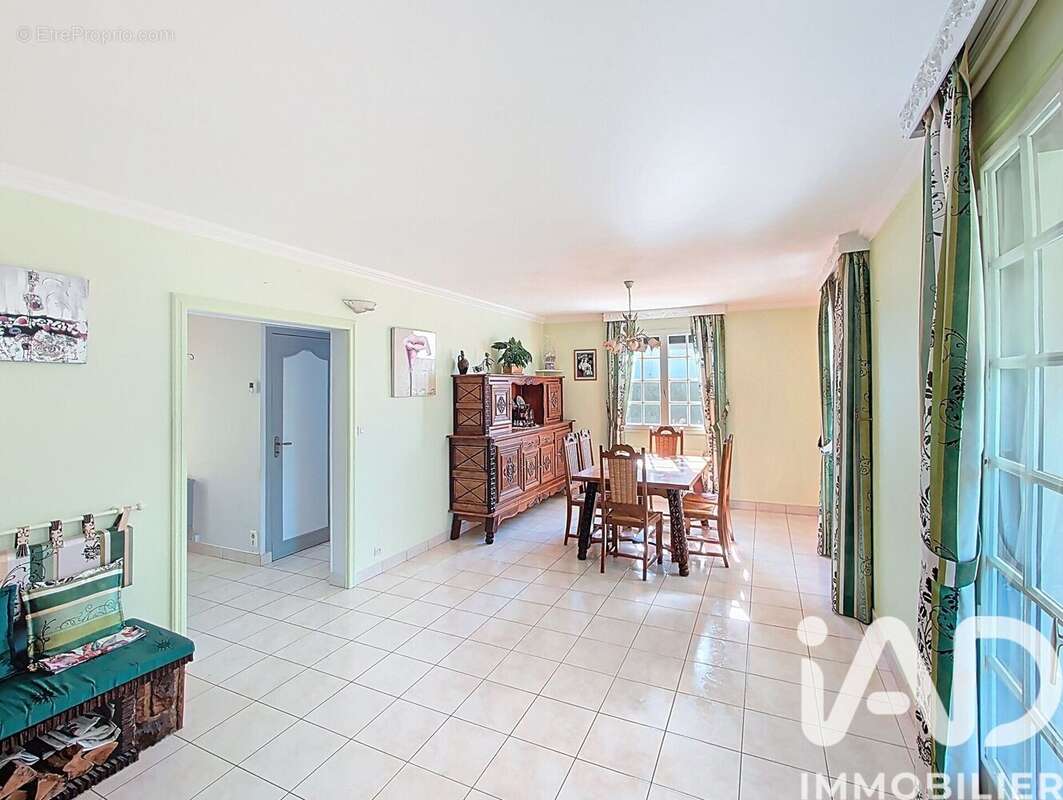 Photo 2 - Maison à IFS