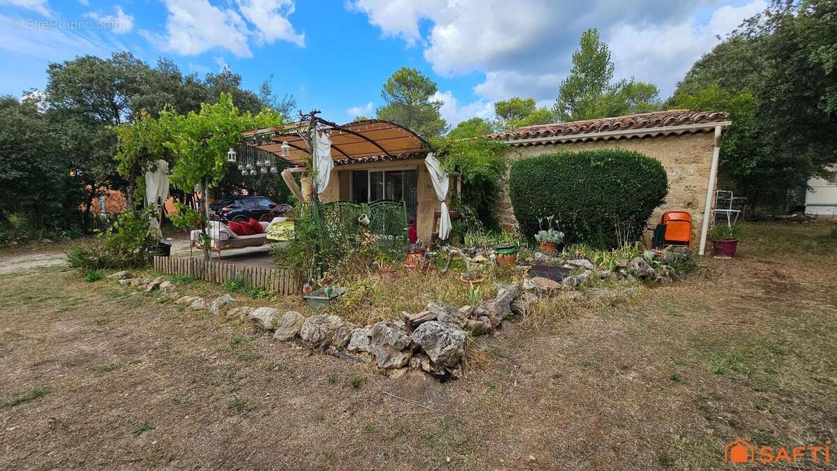 Photo 4 - Maison à SILLANS-LA-CASCADE