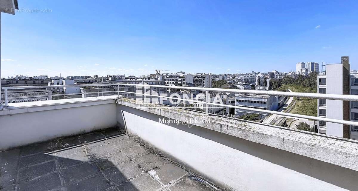Appartement à PARIS-20E