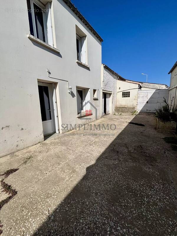 Appartement à BEURLAY