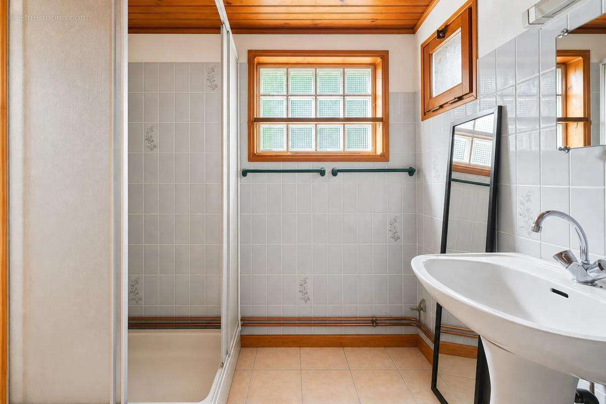 Maison de plain-pied sur un magnifique terrain - photo 5