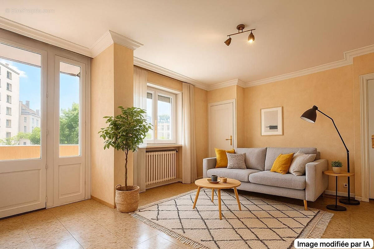 Appartement à SAINT-ETIENNE
