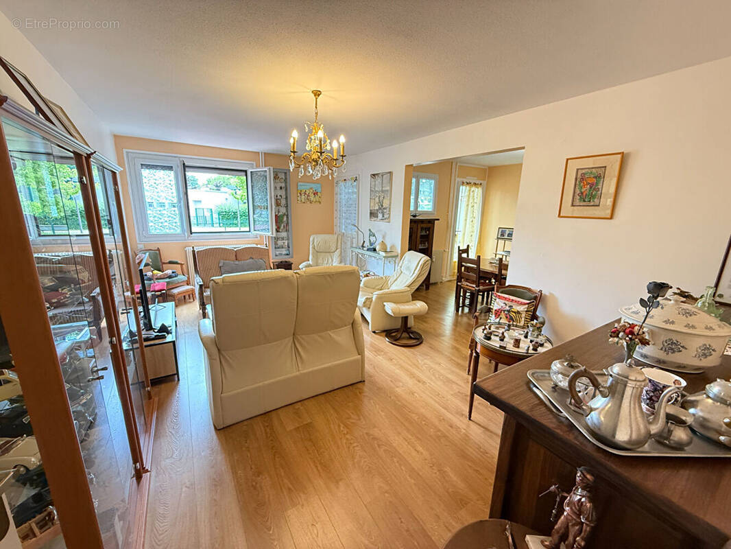 Appartement à LONS-LE-SAUNIER