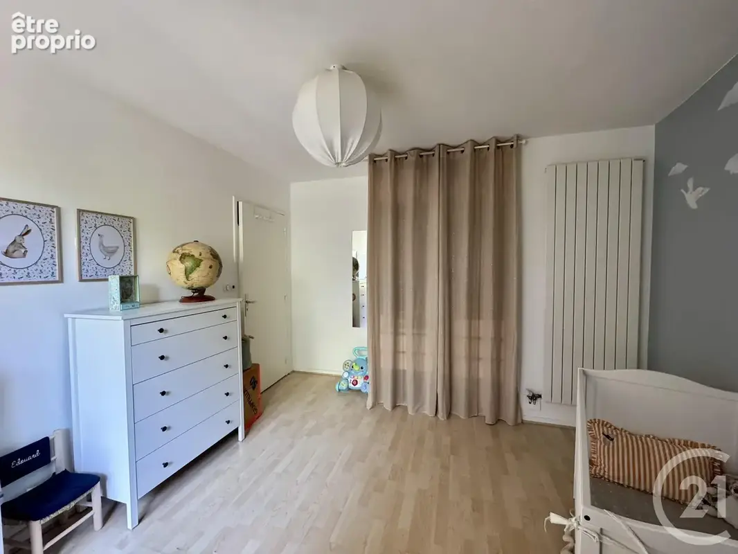 Appartement 74 m² à Villeurbanne  - photo 14
