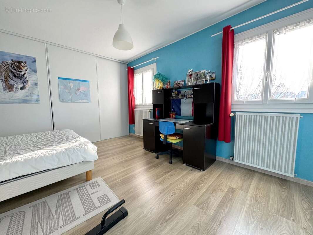 Maison à BERRE-LES-ALPES