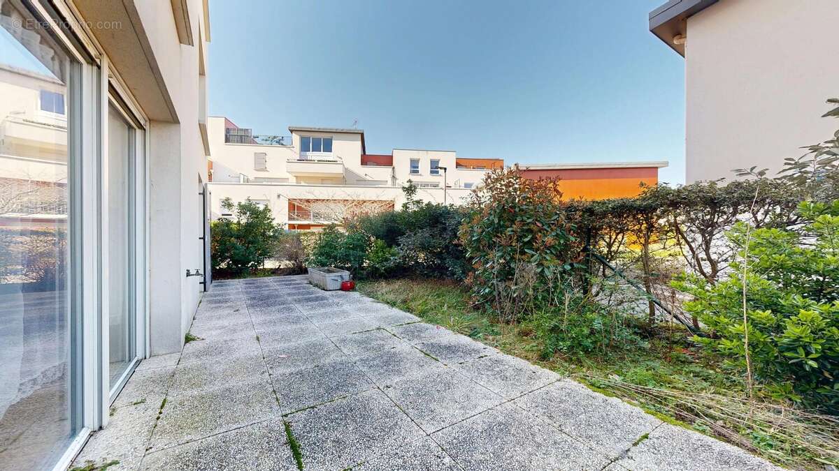 Appartement 40 m² à Villemomble  - photo 8