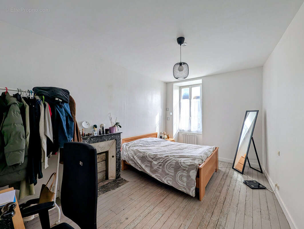 Maison à MILLY-LA-FORET