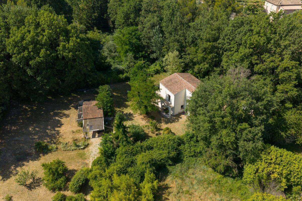 Maison à MEYRARGUES