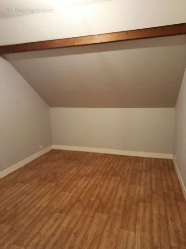 Maison à COSNE-COURS-SUR-LOIRE