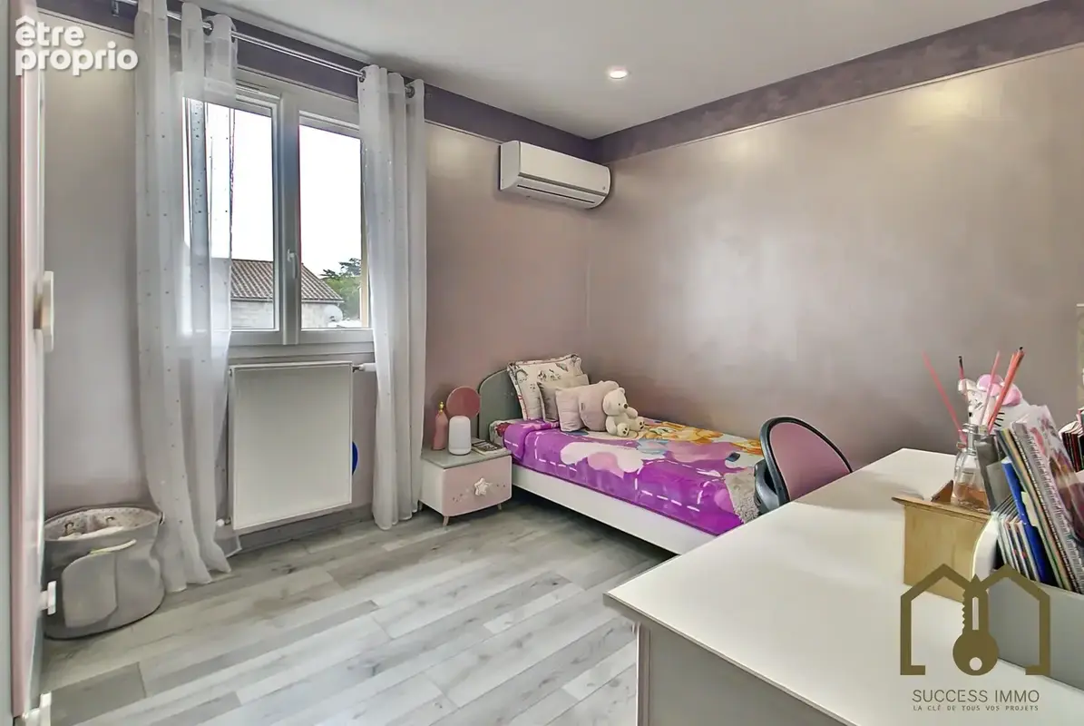 Maison 80 m² à Vaulx-En-Velin  - photo 6