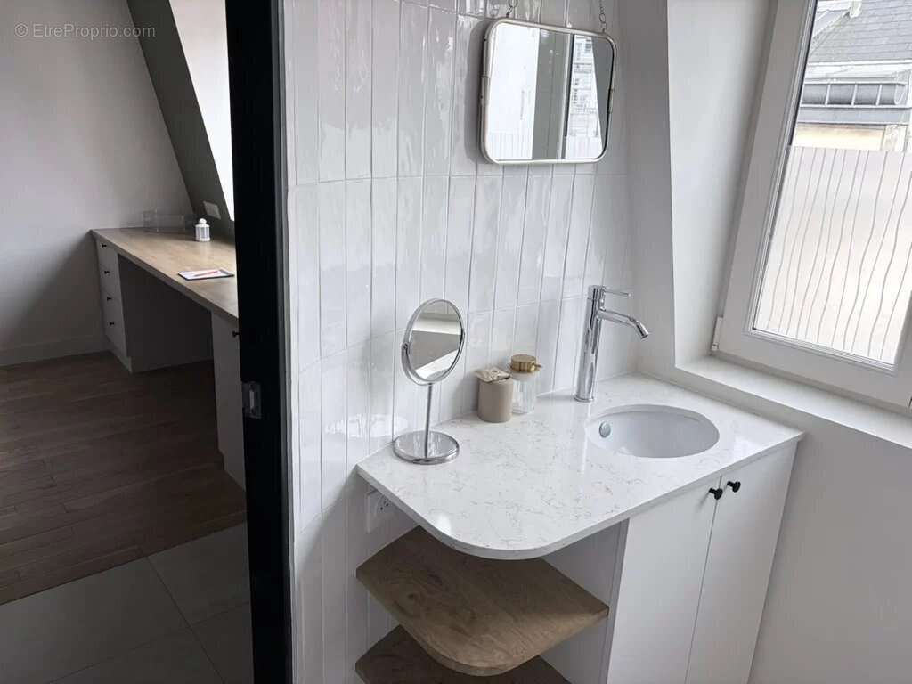 Appartement à PARIS-6E