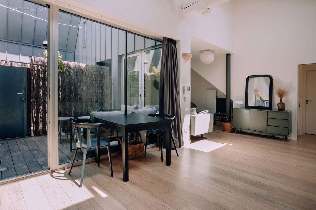 Appartement à BORDEAUX