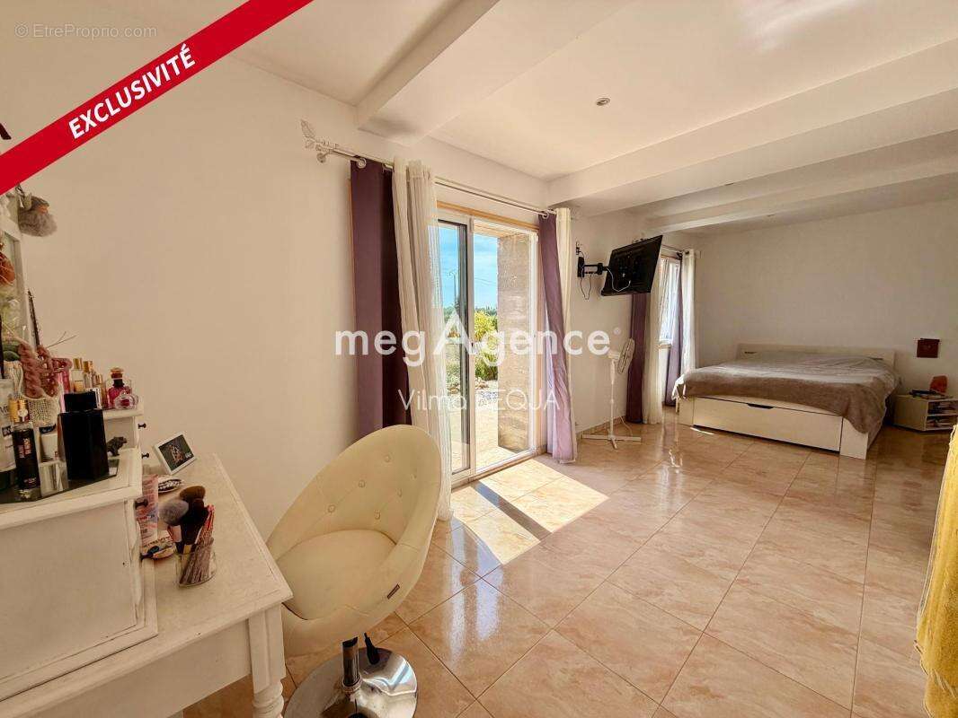 Superbe longère de caractère – 167 m² – Terrain de 4 580 - photo 10