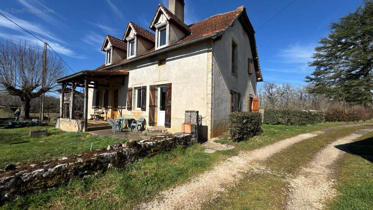 Maison à LIMOGNE-EN-QUERCY