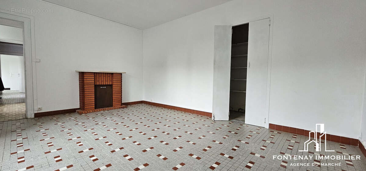 Maison à L'ORBRIE
