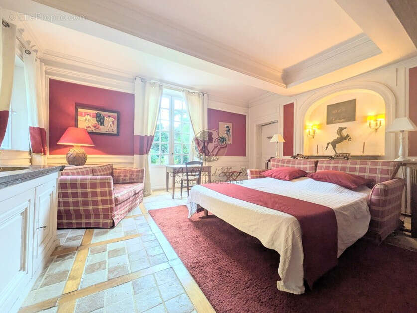 Maison à SAINT-GENIS-LAVAL