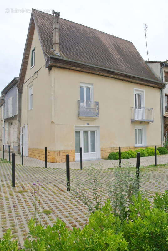 Maison à ALLEMANS-DU-DROPT